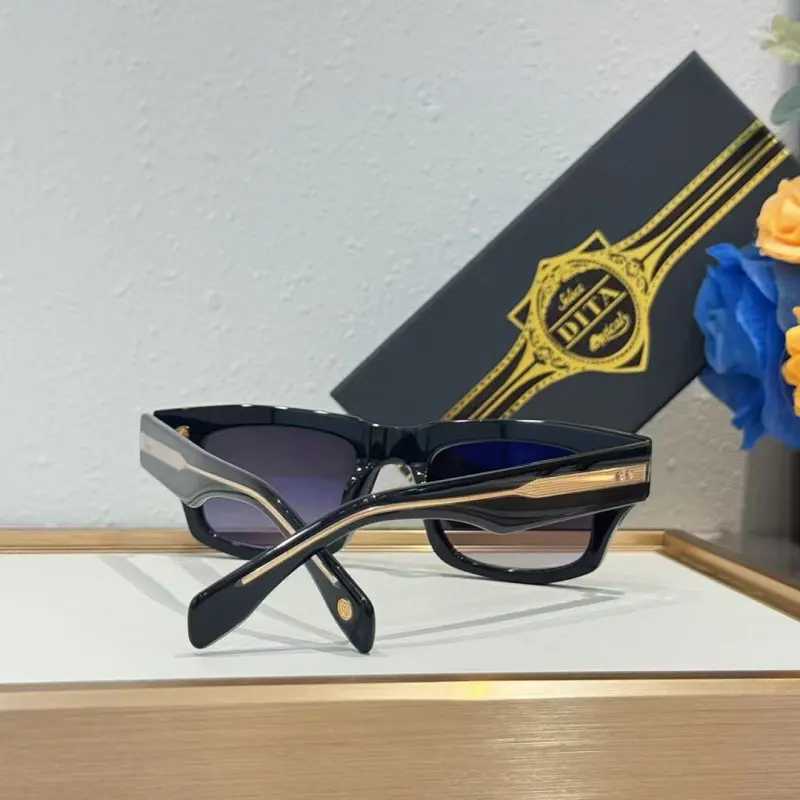 Dita Von Teese AAA+ Sunglasses  original box #A64126