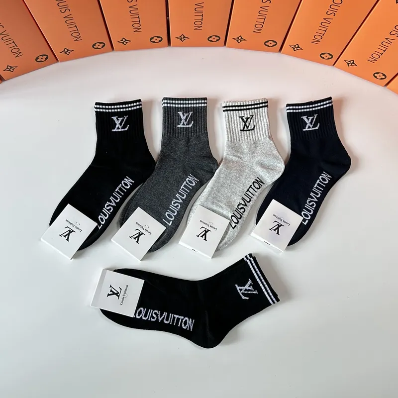 Louis Vuitton socks Five pairs per box #A51576