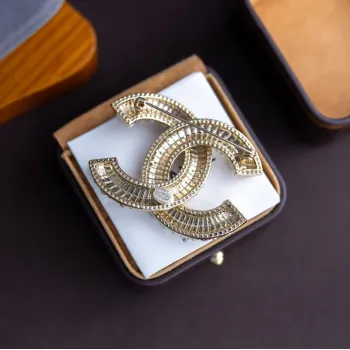 Chanel brooches #A55217