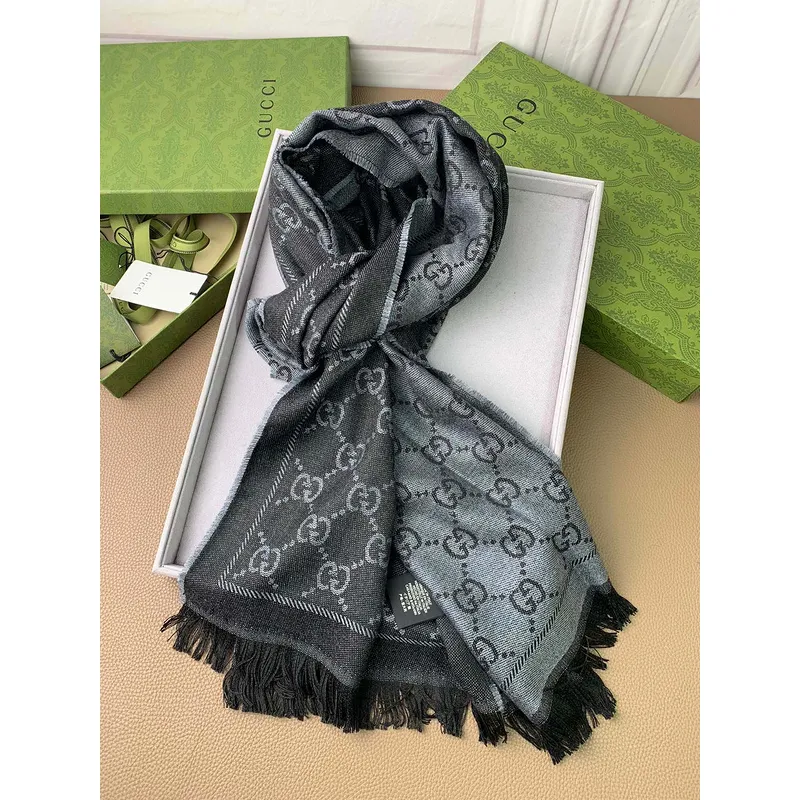Gucci Scarf #A42738 Gucci Scarf #A42738