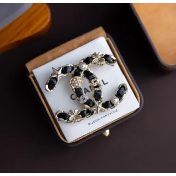 Chanel brooches #A55210