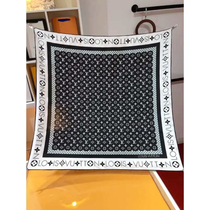 Louis Vuitton Scarf #A41887