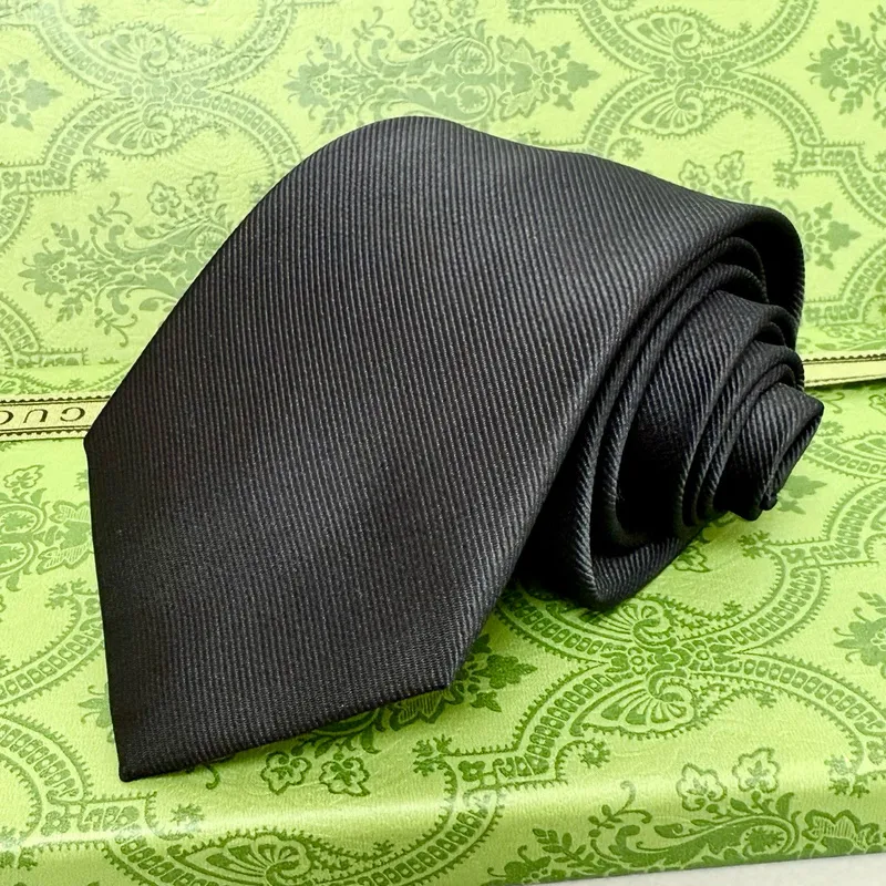 Gucci Necktie width:7cm Black/Blue #A49564 Gucci Necktie width:7cm Black/Blue #A49564