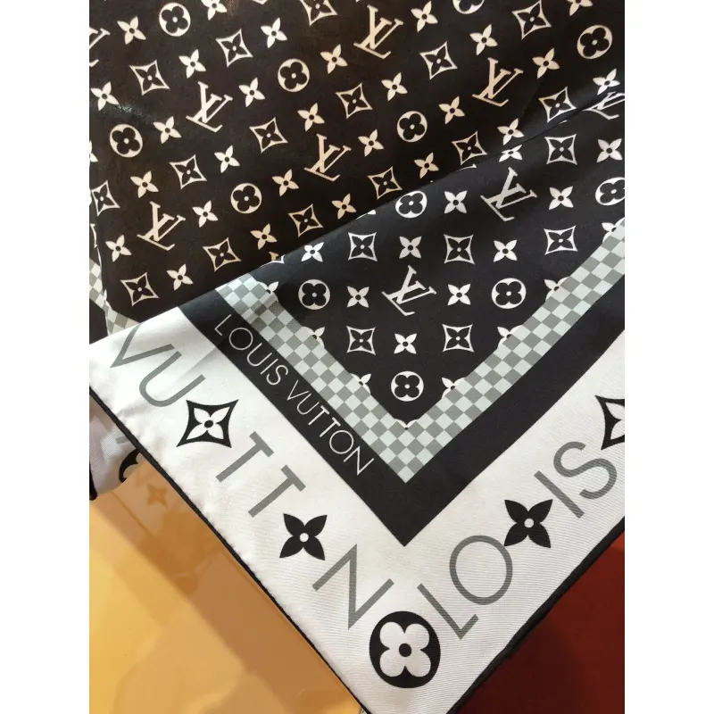 Louis Vuitton Scarf #A41887