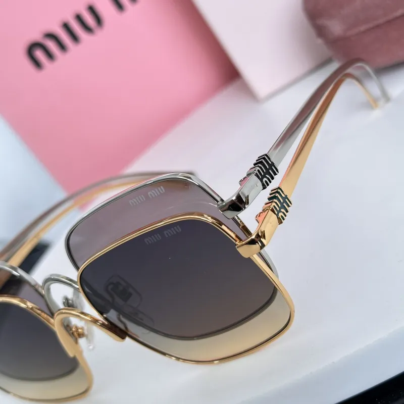 MIUMIU   Sunglasses #A53348