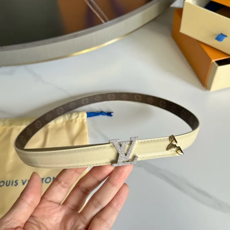 Womens Louis Vuitton AAA+ Leather Belts 2cm #A33433 Womens Louis Vuitton AAA+ Leather Belts 2cm #A33433