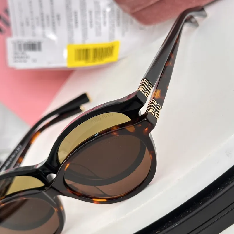 MIUMIU   Sunglasses #A52656
