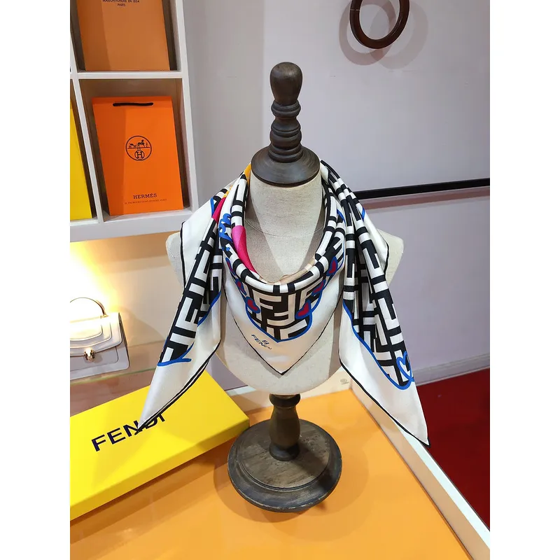 Fendi Scarf #A34072 Fendi Scarf #A34072