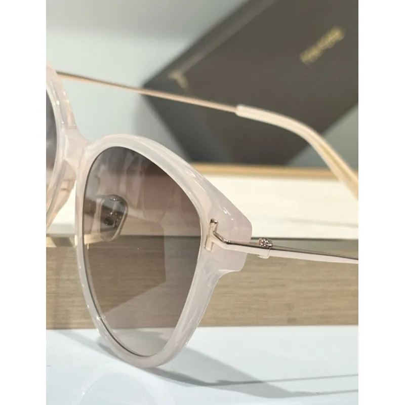 Tom Ford AAA+ Sunglasses #A39801 Tom Ford AAA+ Sunglasses #A39801