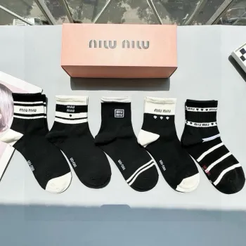 Miumiu socks Five pairs per box #A51573