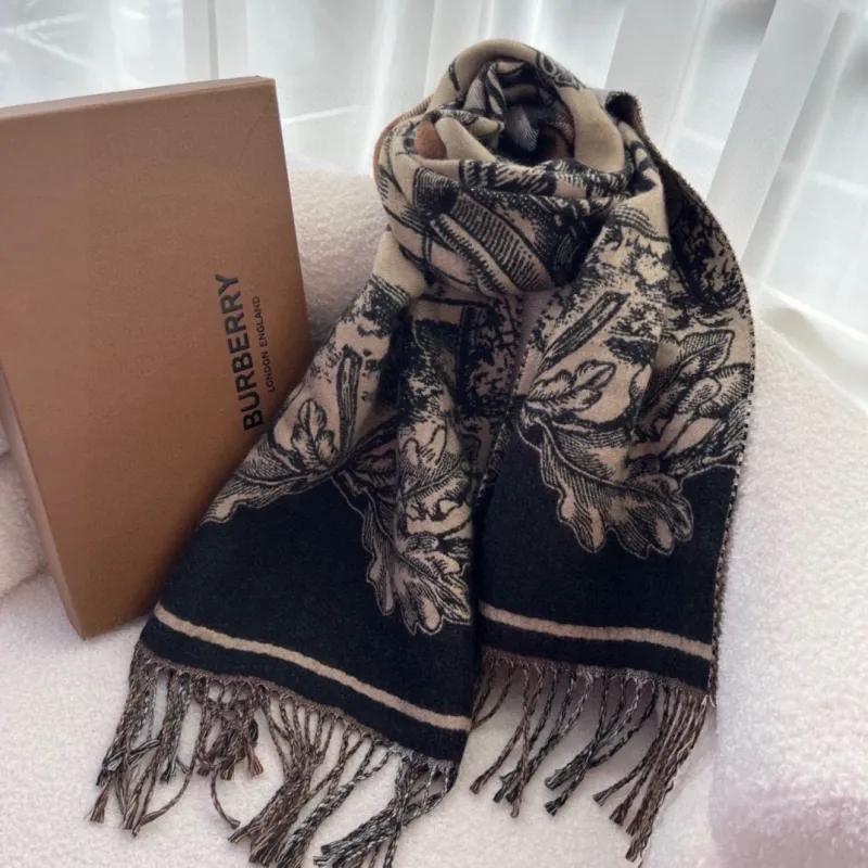 Burberry Scarfs #A42661