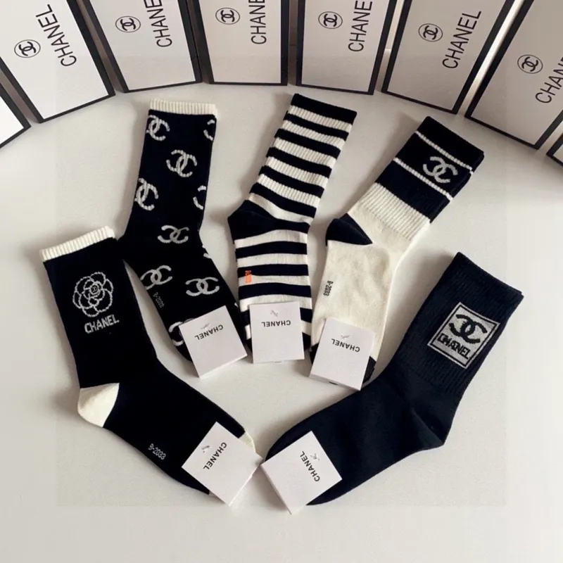 Chanel socks Five pairs per box #A51571