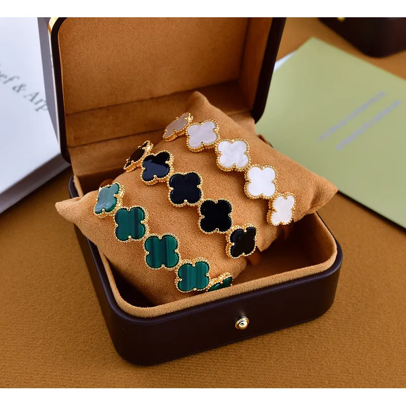 van cleef Jewelry #A25305