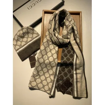 Gucci Wool knitted Scarf and cap #999909604