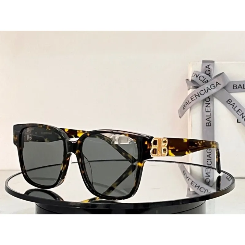 New design Balenciaga AAA Sunglasses #999933928