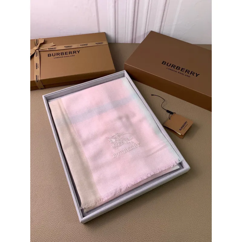 Burberry Scarfs #A42685