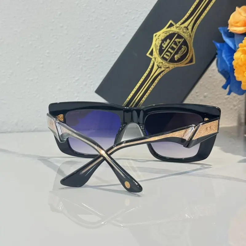 Dita Von Teese AAA+ Sunglasses  original box #A64122