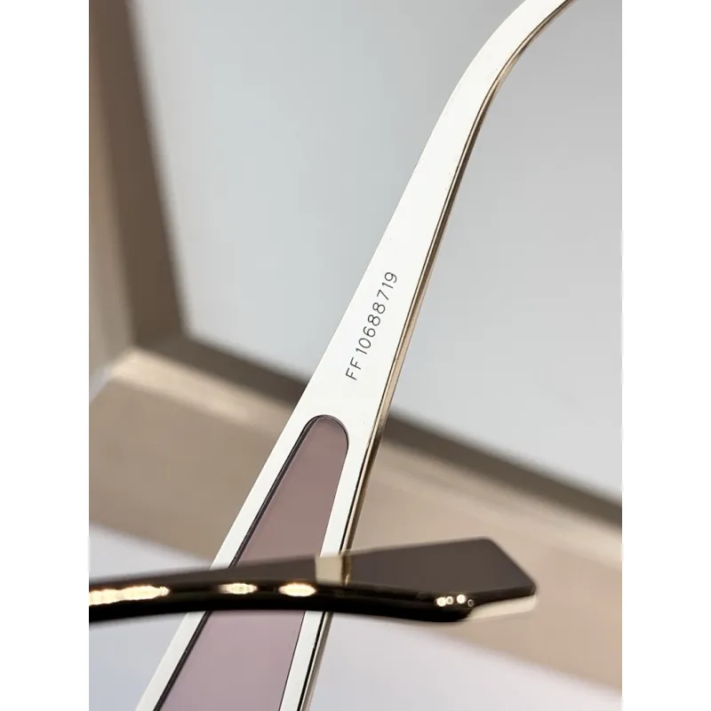 Fendi AAA+ Sunglasses #A63986