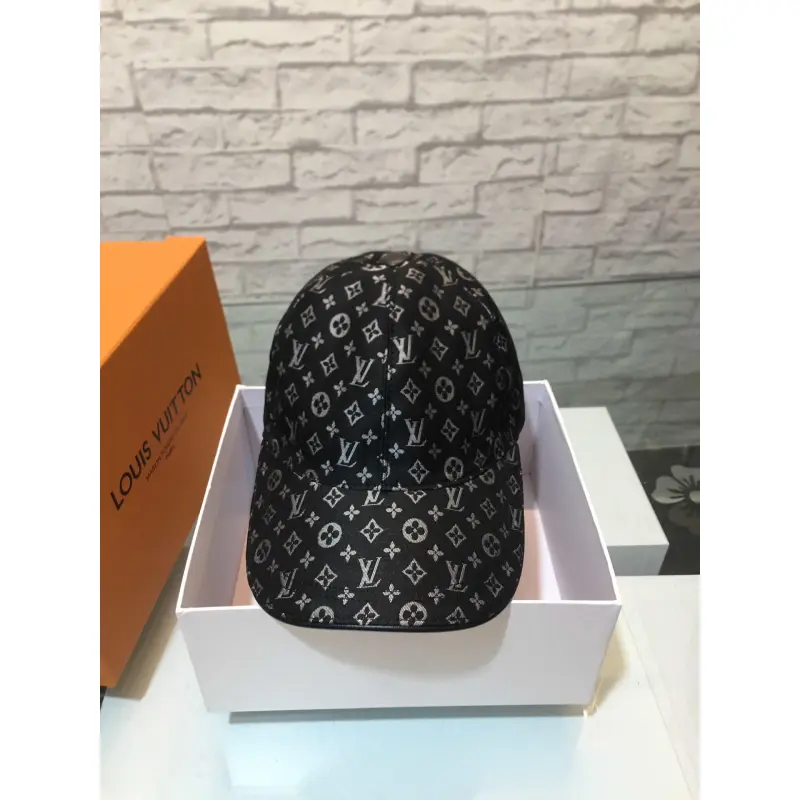 Louis Vuitton AAA+ hats & caps #9120304