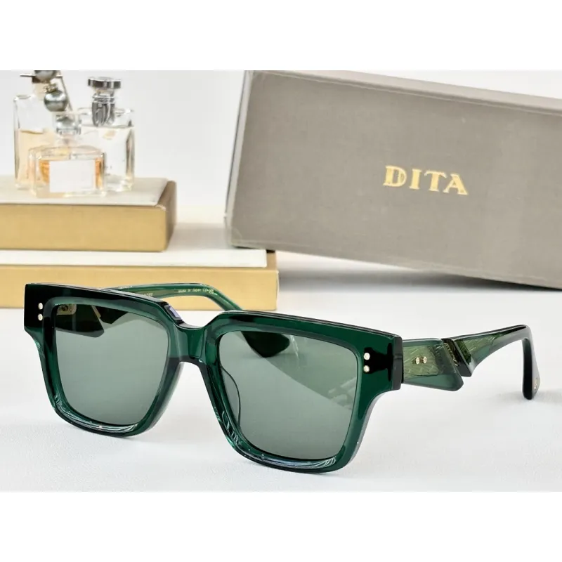 Dita Von Teese AAA+ Sunglasses  original box #A64118