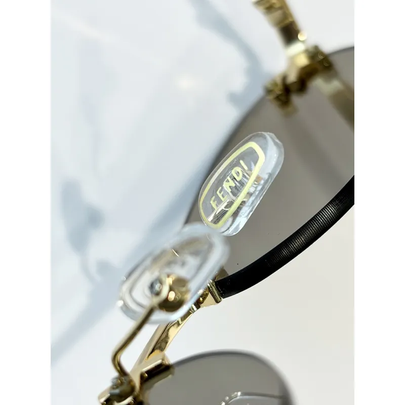 Fendi AAA+ Sunglasses #A63984 Fendi AAA+ Sunglasses #A63984