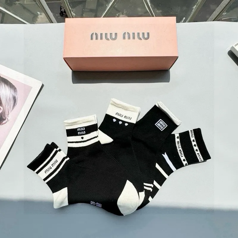 Miumiu socks Five pairs per box #A51573