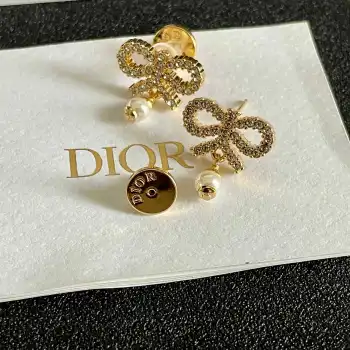 D-ior Earrings #A52944