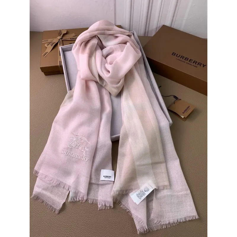 Burberry Scarfs #A42685