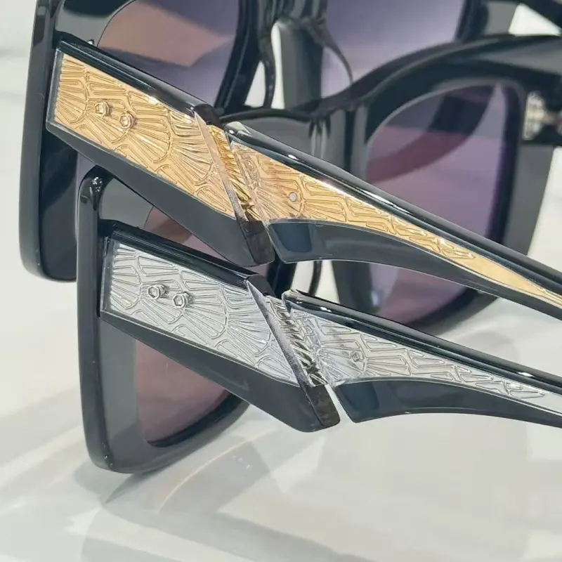 Dita Von Teese AAA+ Sunglasses  original box #A64122