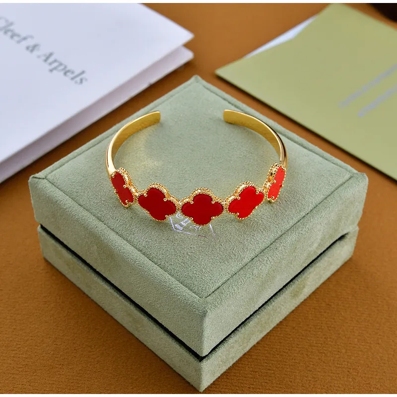 van cleef Jewelry #A25305