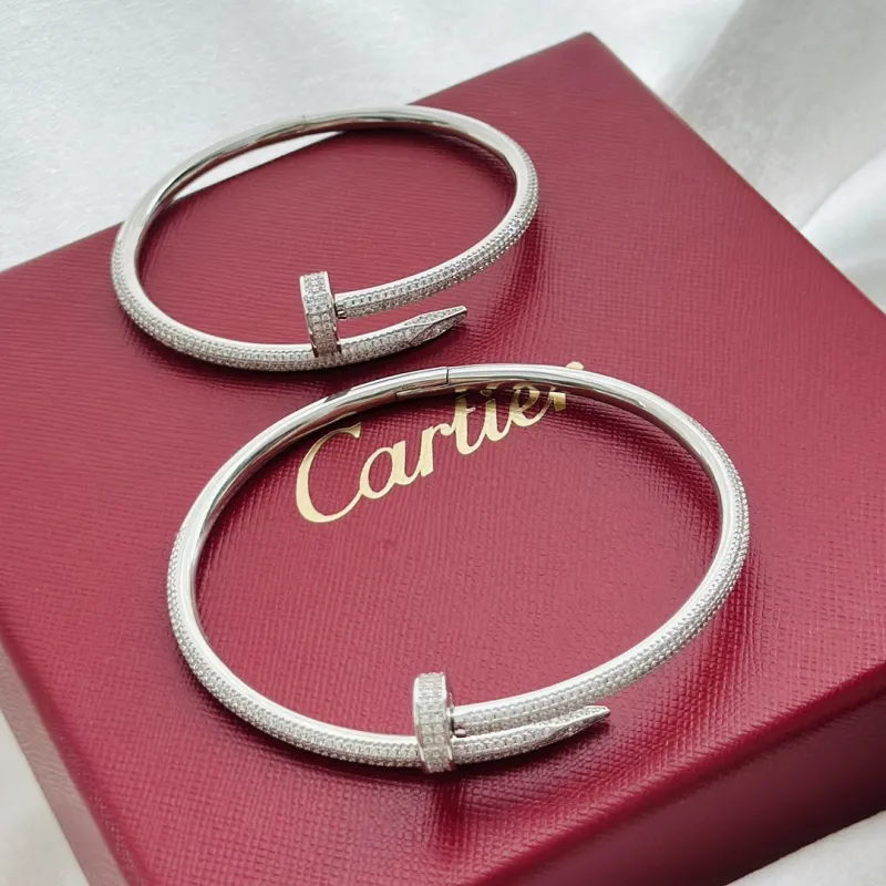Catier bracelets full diamond hand inlaid 1:1 Original Quality #999936212 Catier bracelets full diamond hand inlaid 1:1 Original Quality #999936212