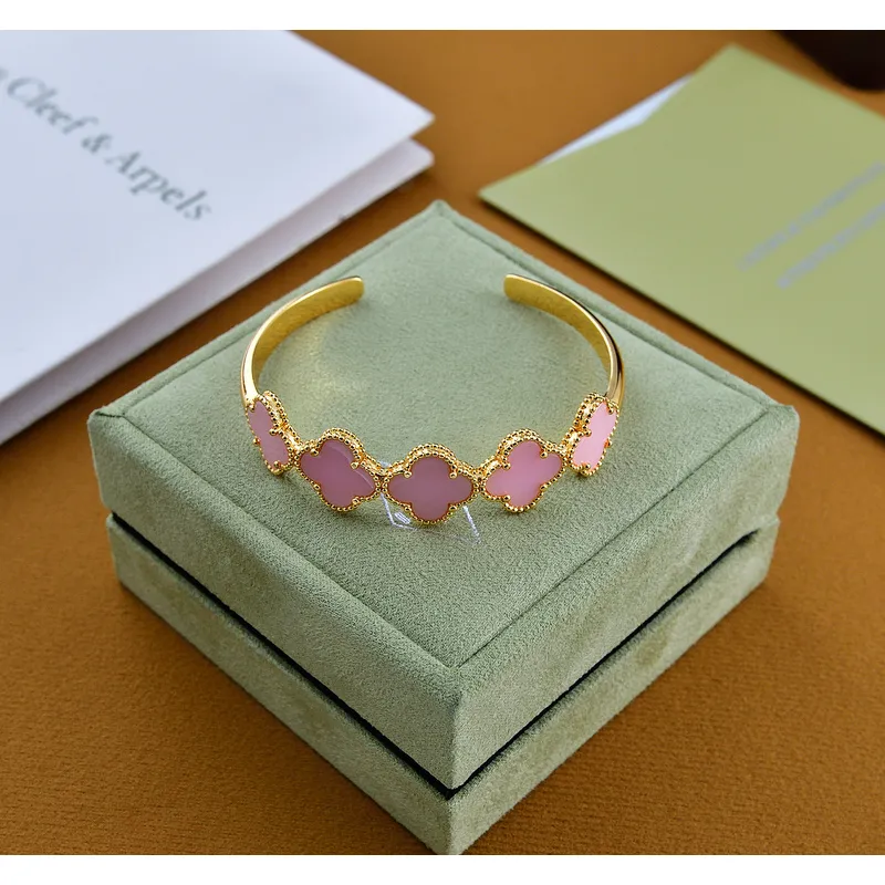 van cleef Jewelry #A25305