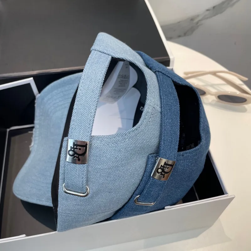 D-ior Hats #A52359