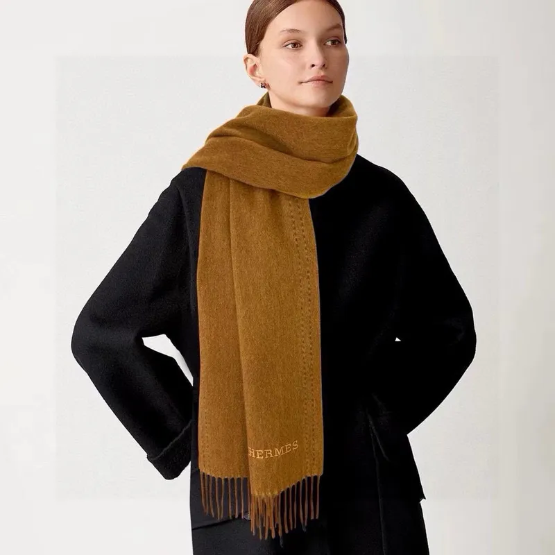 D-ior Soft and warm Wool scarf #A44257