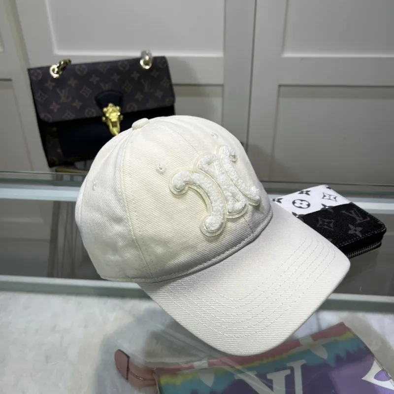 CELINE Hats #A34226 CELINE Hats #A34226