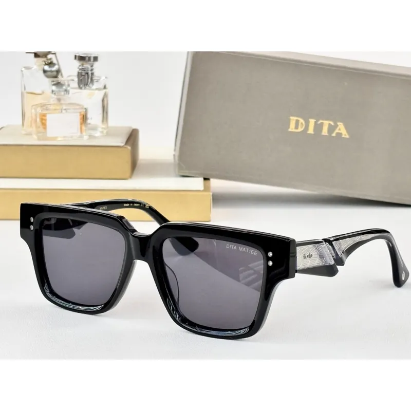 Dita Von Teese AAA+ Sunglasses  original box #A64118