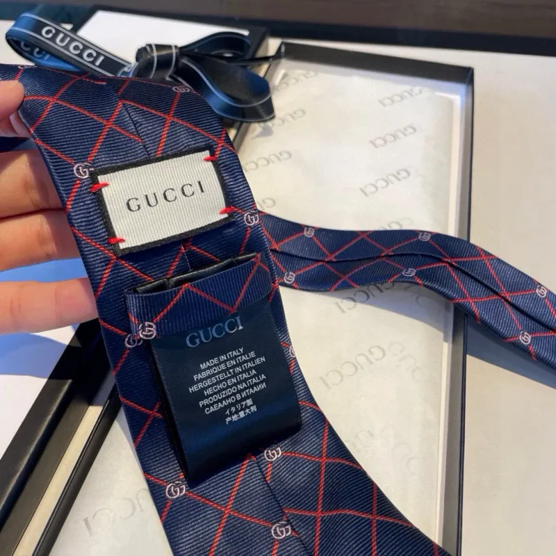Gucci Necktie #A52477