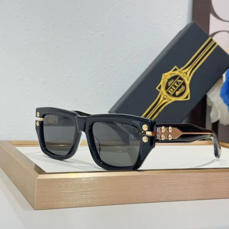 Dita Von Teese AAA+ Sunglasses original box #A64128 Dita Von Teese AAA+ Sunglasses original box #A64128