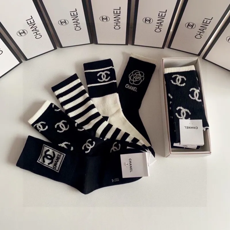 Chanel socks Five pairs per box #A51571