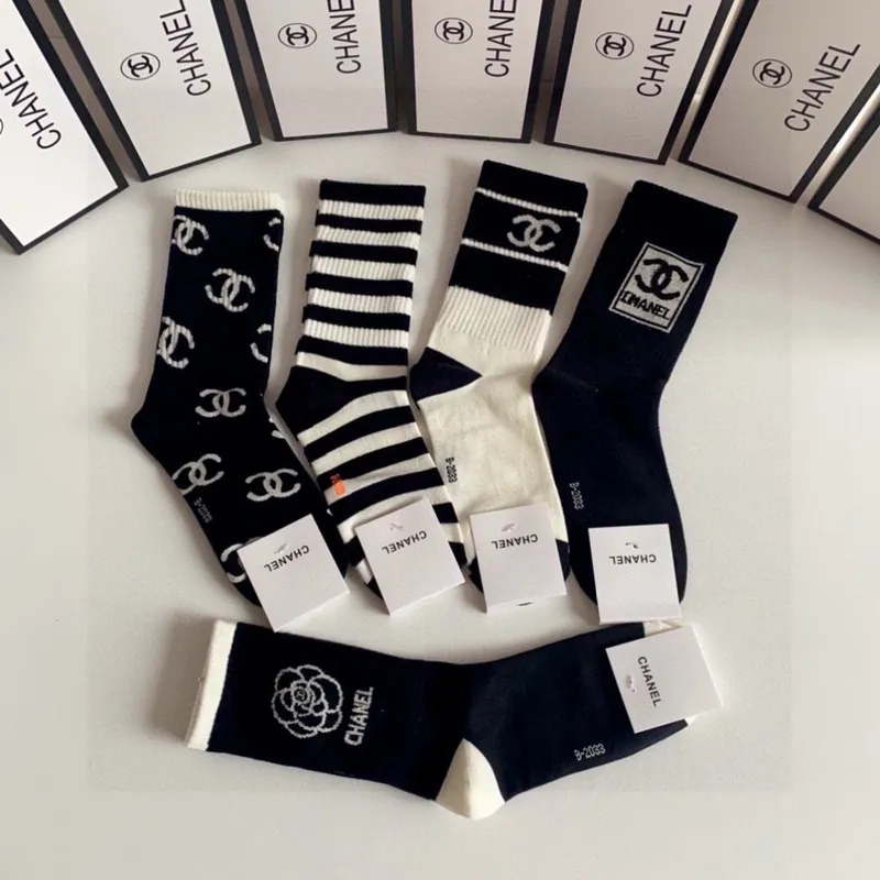 Chanel socks Five pairs per box #A51571
