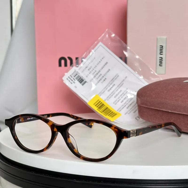 MIUMIU   Sunglasses #A52656