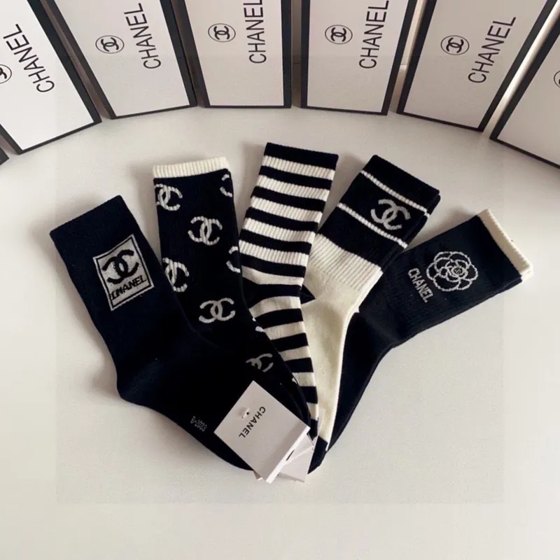 Chanel socks Five pairs per box #A51571