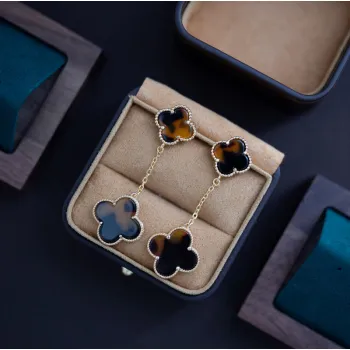 van cleef Earrings #A55393