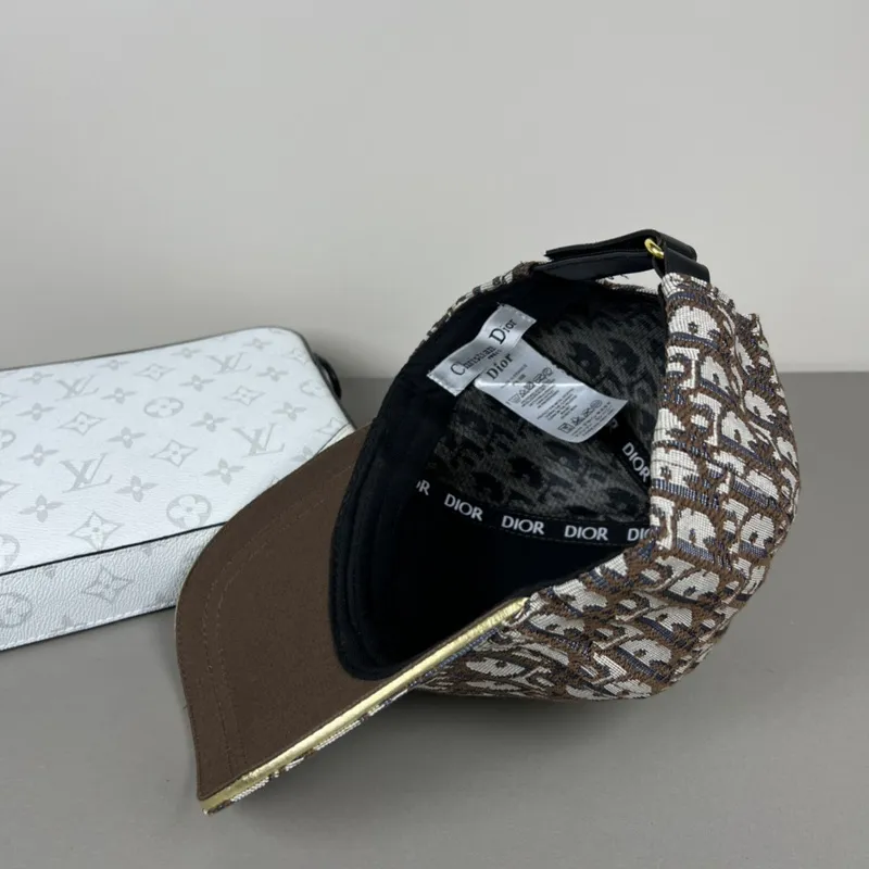 D-ior Hats #A52357
