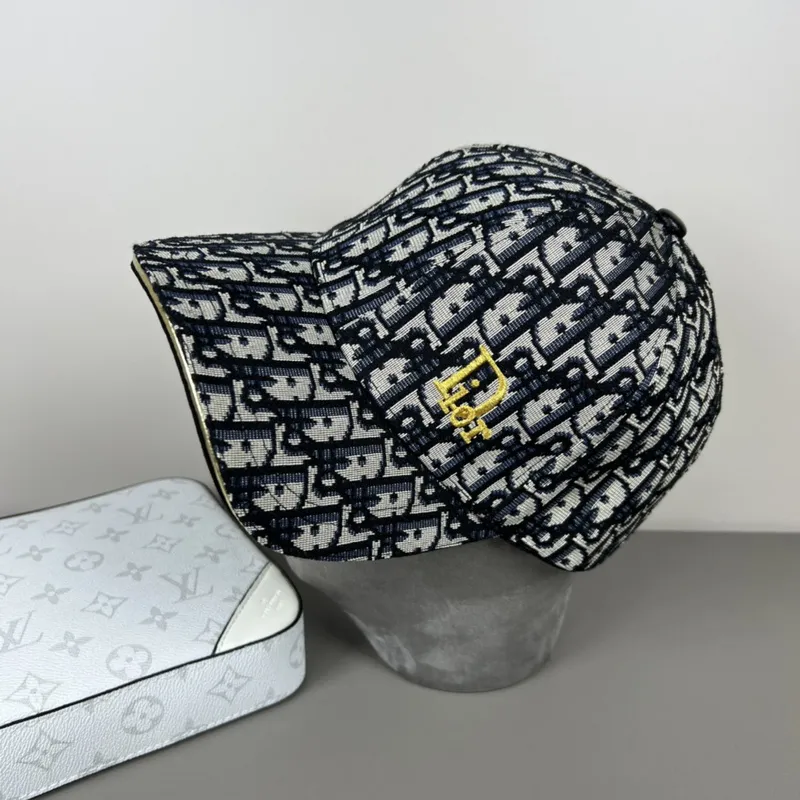 D-ior Hats #A52357