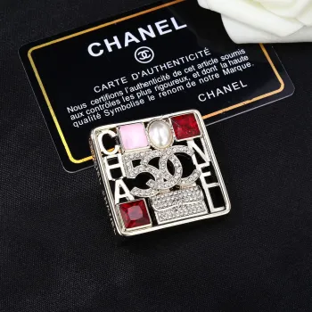 Chanel brooches #A52951