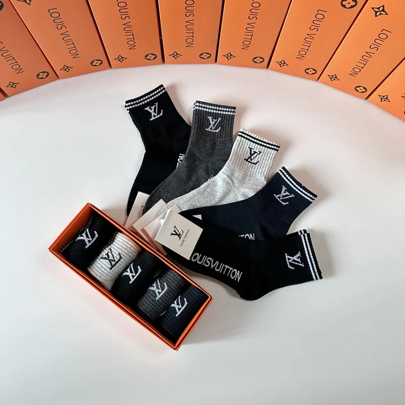 Louis Vuitton socks Five pairs per box #A51576