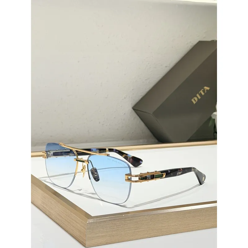 Dita Von Teese AAA+ Sunglasses  original box #A64123