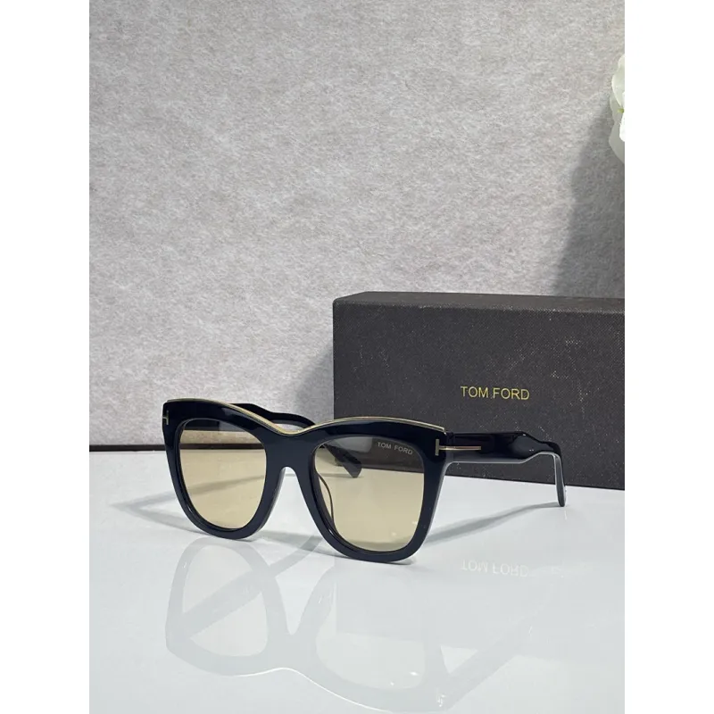 Tom Ford AAA+ Sunglasses original box #A64277