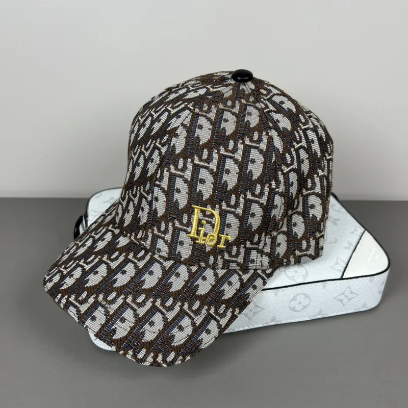 D-ior Hats #A52357